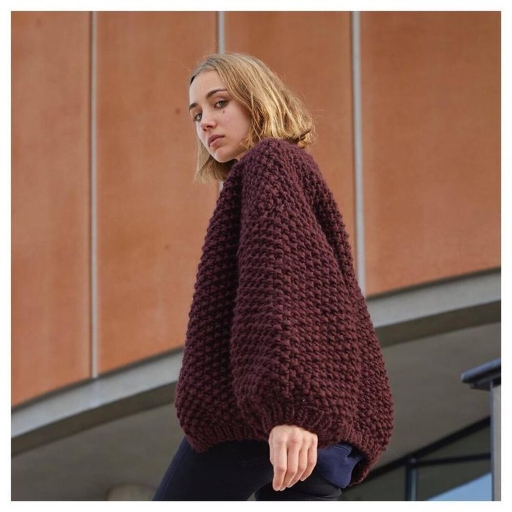 MAIAMI Big Pearl Pattern Merino Wool Cardigan / Small / Medium / S/M / Dark Wine